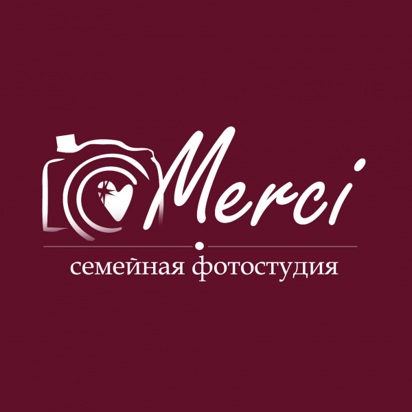 Логотип компании Семейная фотостудия MERCI